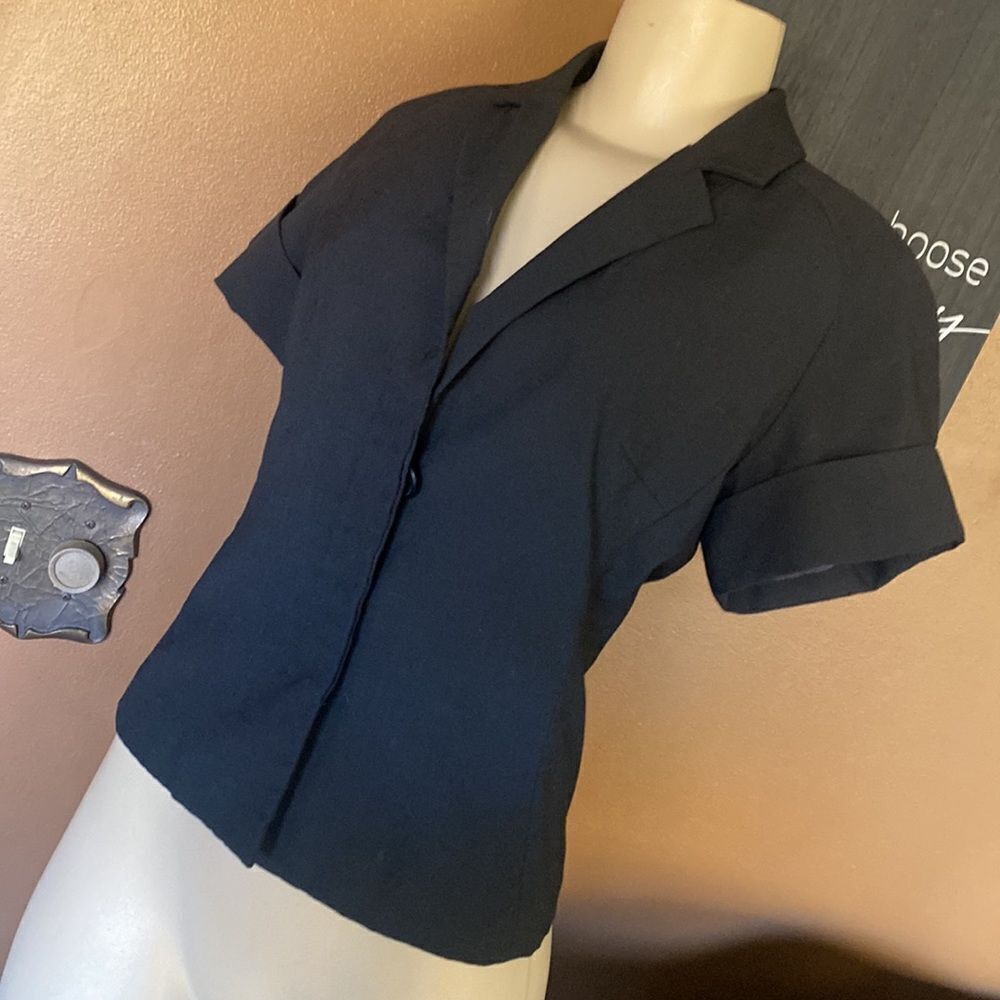 Express Design Studio Suit top Dress Jacket (hidden buttons) Black Classy! Sz 2